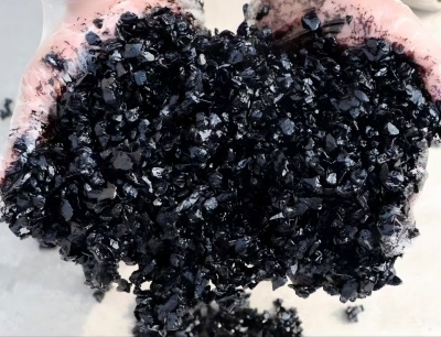 开鲁沥青冷补料（沥青砂）的优势特点与施工流程解析